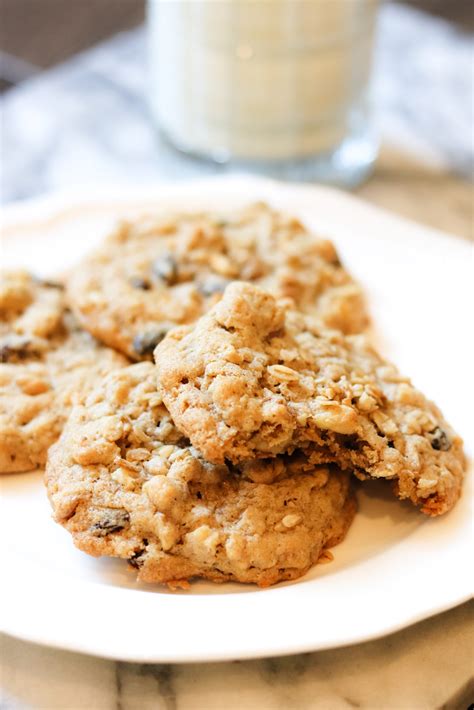Granola Oatmeal Cookies